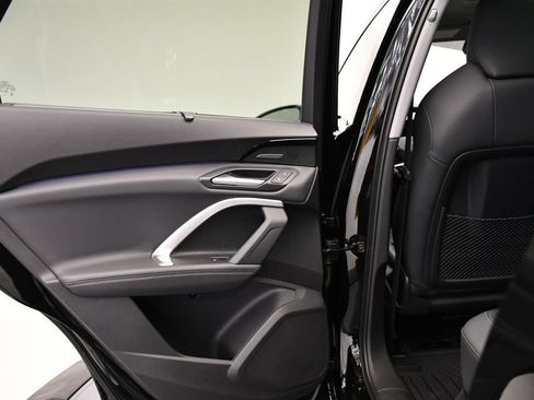 Used 2025 Audi Q5 Premium Plus w/ Premium Plus AWD/4WD image 39