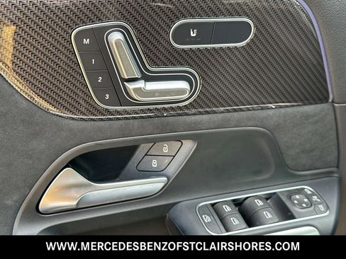 New 2025 Mercedes-Benz GLA 250 4MATIC image 18