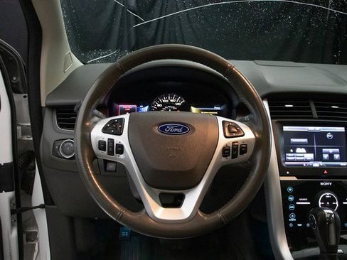 Used 2013 Ford Edge Limited image 22
