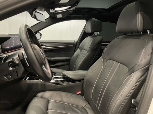 Certified 2023 BMW M550i xDrive w/ Executive Package image 14