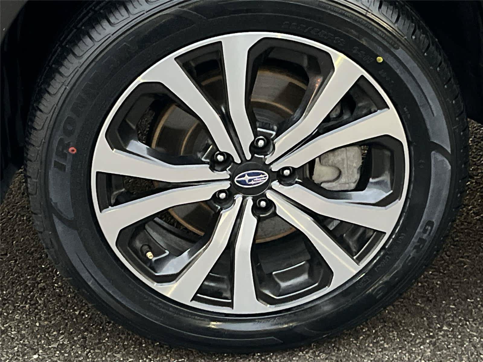 Used 2023 Subaru Forester Limited AWD/4WD image 10