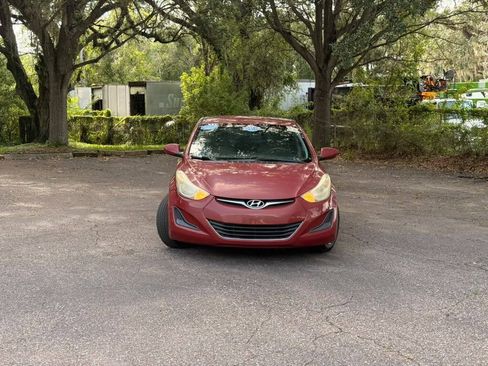Used 2016 Hyundai Elantra SE FWD image 2