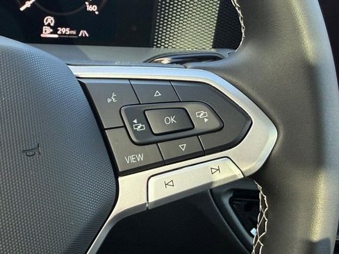 New 2026 Volkswagen Tiguan SE AWD/4WD image 11