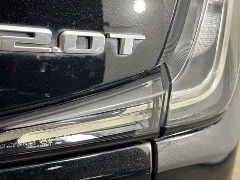 Used 2019 Cadillac XT4 Sport image 34
