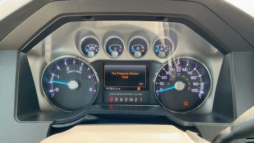 Used 2015 Ford F250 Lariat w/ FX4 Off-Road Package AWD/4WD image 12
