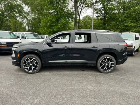 Used 2024 Chevrolet Traverse RS image 12