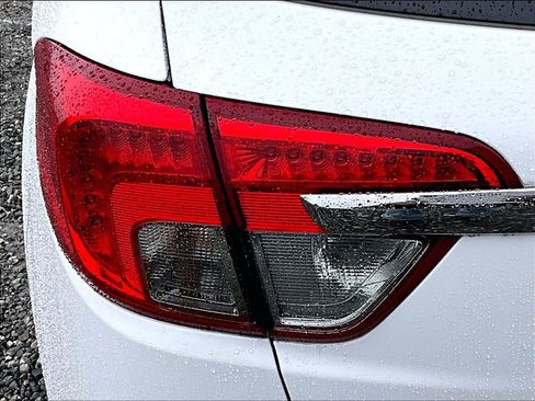 Used 2017 Buick Envision Essence image 27