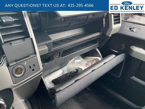 Used 2022 Ford F350 Lariat w/ Black Appearance Package image 16