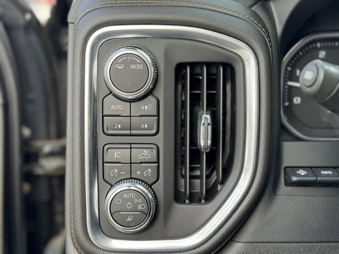 Used 2022 GMC Sierra 2500 AT4 w/ AT4 Premium Plus Package image 20