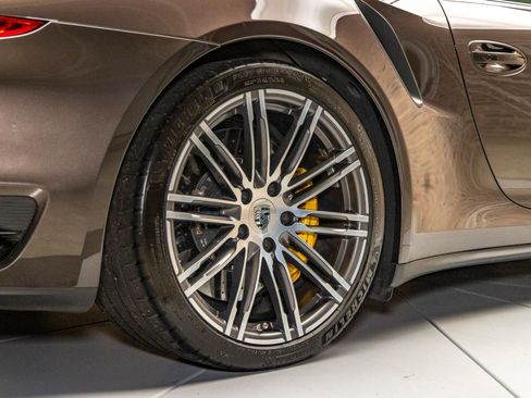 Used 2015 Porsche 911 4 Coupe image 13