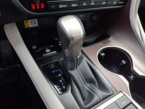 Certified 2022 Lexus RX 350 AWD w/ Premium Package image 16