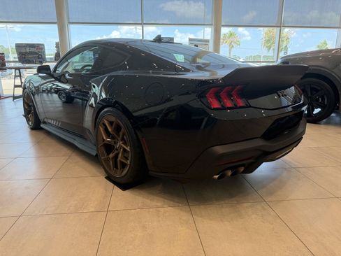 New 2026 Ford Mustang GT Premium w/ GT Performance Package RWD image 9