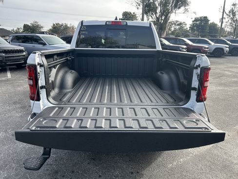 New 2026 RAM 1500 4x4 Crew Cab image 7