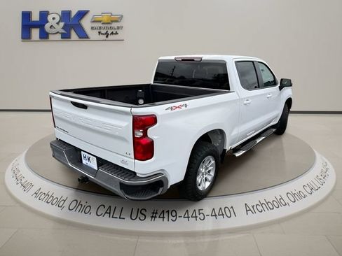 Used 2024 Chevrolet Silverado 1500 LT AWD/4WD image 10