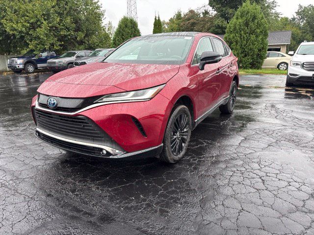 Used 2024 Toyota Venza Nightshade AWD/4WD image 3