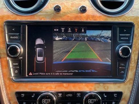Used 2018 Bentley Bentayga Onyx Edition image 29