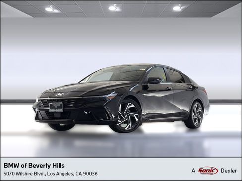 Used 2024 Hyundai Elantra Limited FWD image 1