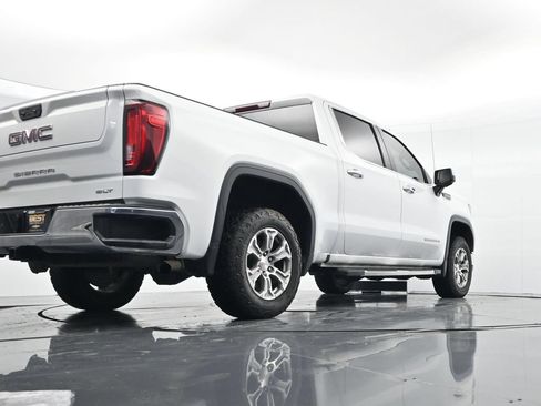 Used 2024 GMC Sierra 1500 SLT RWD image 32