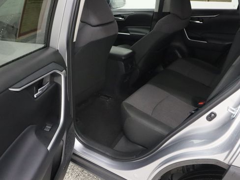 Used 2024 Toyota RAV4 XLE w/ Convenience Package AWD/4WD image 29