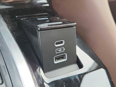 Used 2023 Acura MDX SH-AWD w/ Technology Package image 23