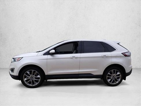 Used 2017 Ford Edge Titanium w/ Equipment Group 301A FWD image 2