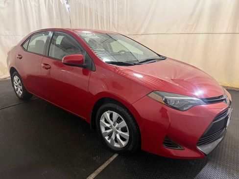 Used 2018 Toyota Corolla LE image 10