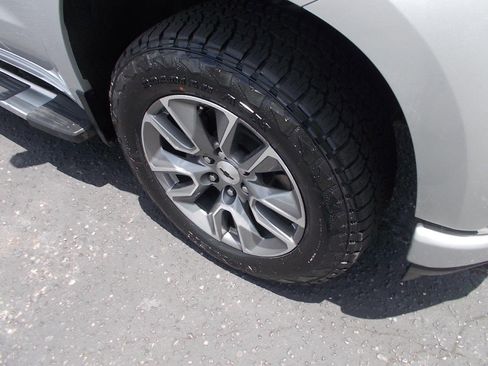 Used 2022 Chevrolet Silverado 1500 RST image 9