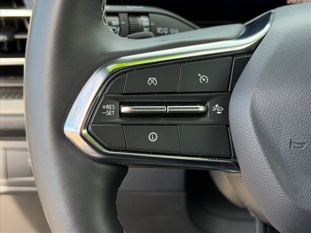 Certified 2026 Chevrolet Traverse LT FWD image 18
