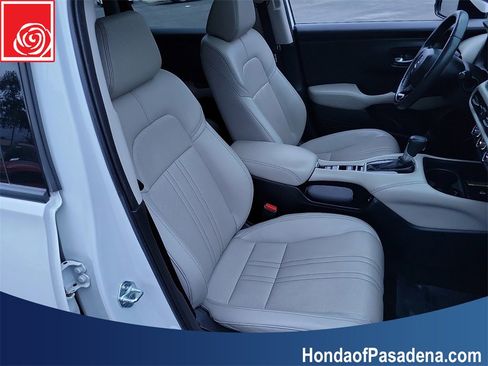 Certified 2024 Honda HR-V EX-L image 24