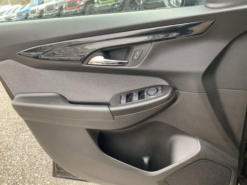 Used 2024 Chevrolet TrailBlazer LT w/ Driver Confidence Package image 20