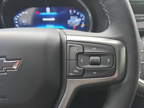 Used 2024 Chevrolet Tahoe Z71 w/ Luxury Package AWD/4WD image 22