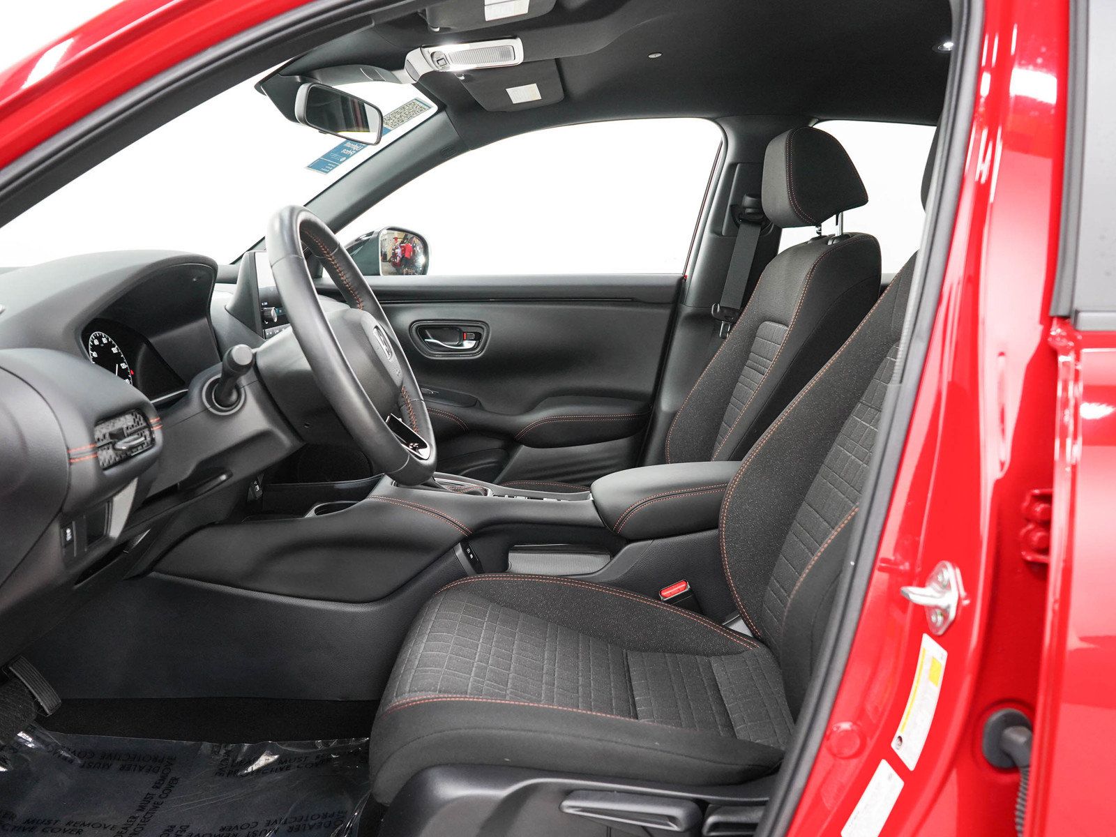 Used 2025 Honda HR-V Sport image 24