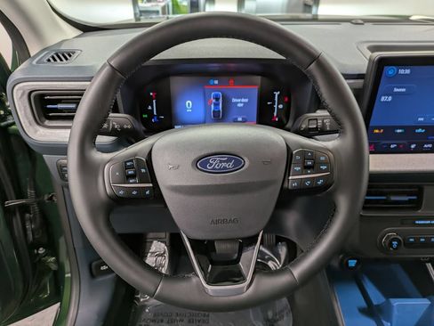 Used 2025 Ford Maverick XLT w/ Equipment Group 301A AWD/4WD image 21