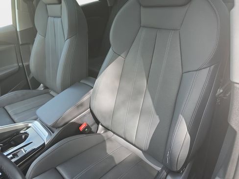 Certified 2025 Audi Q5 Premium w/ Premium Plus AWD/4WD image 23
