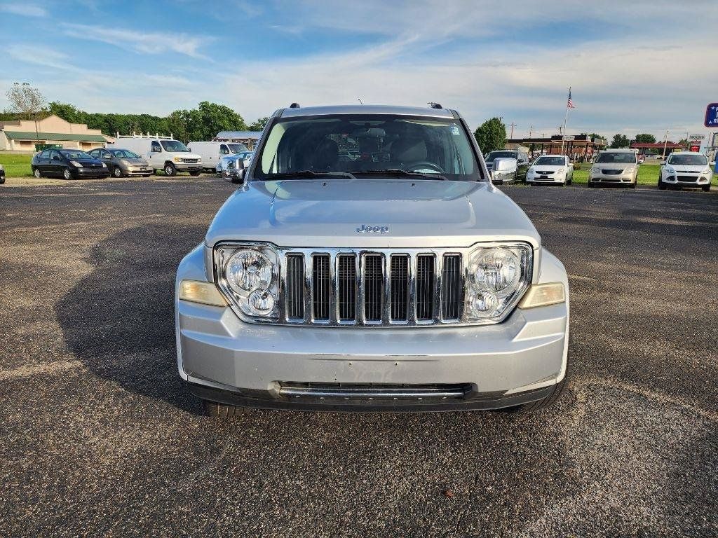 Used 2011 Jeep Liberty Sport AWD/4WD image 12
