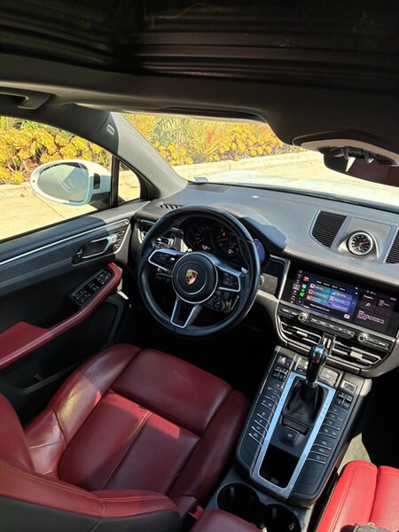 Used 2021 Porsche Macan GTS AWD/4WD image 2