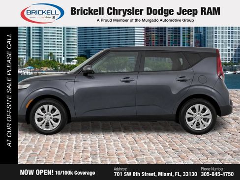 Used 2022 Kia Soul LX w/ Technology Package FWD image 4