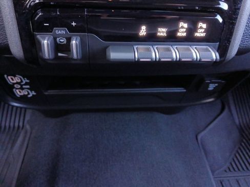 Used 2026 RAM 2500 Warlock AWD/4WD image 10