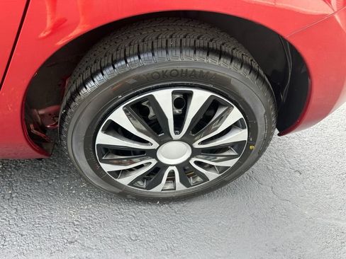 Used 2015 Nissan Leaf S w/ Charge Package FWD image 9