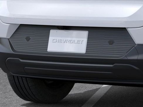 New 2026 Chevrolet Equinox EV LT image 14