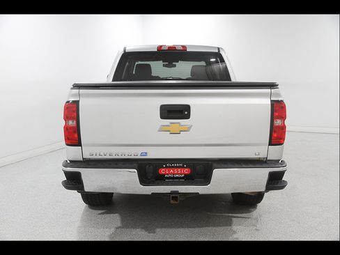 Used 2018 Chevrolet Silverado 1500 LT w/ LT Eassist Package AWD/4WD image 19