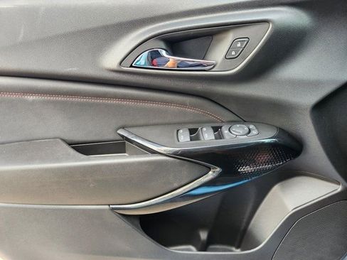 Used 2025 Chevrolet Trax RS w/ Driver Confidence Package image 24