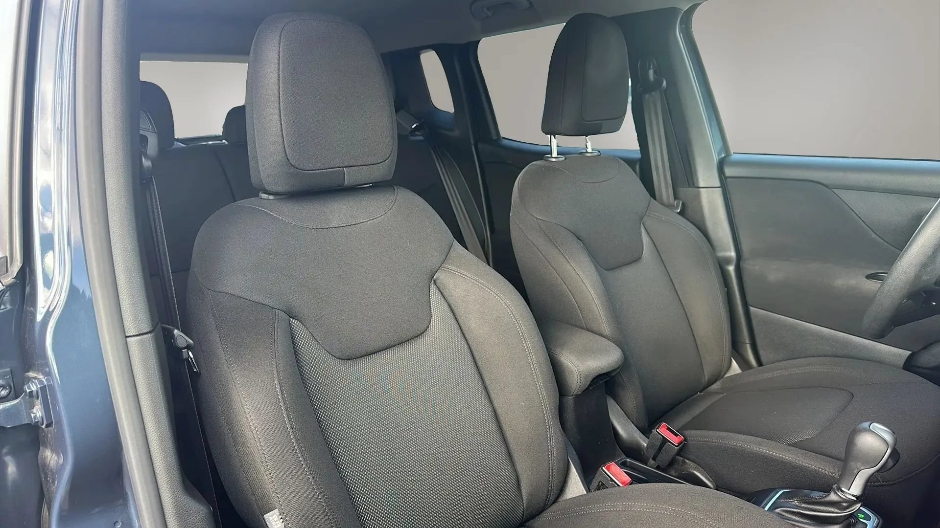 Used 2021 Jeep Renegade Sport AWD/4WD image 14