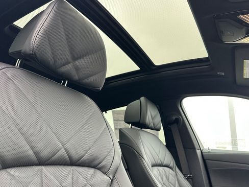 New 2026 BMW X6 M60i w/ Executive Package image 14