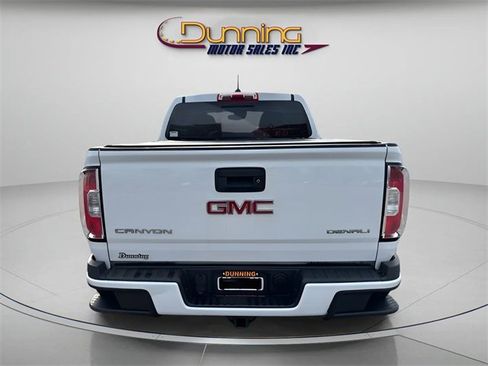 Used 2018 GMC Canyon Denali image 3