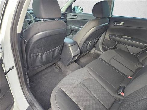 Used 2016 Kia Optima LX w/ Option Group 014 image 9