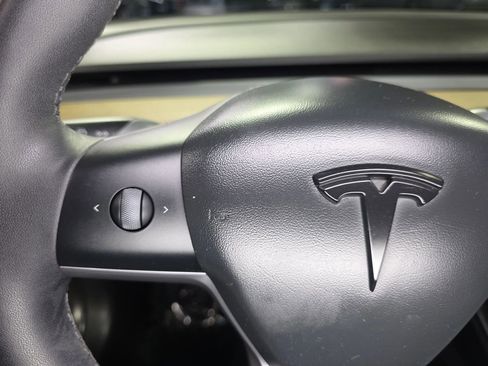 Used 2022 Tesla Model 3 RWD image 31