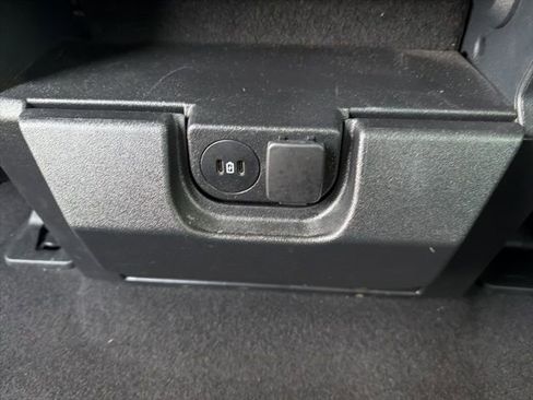 Used 2025 Ford F150 XLT w/ Equipment Group 301A Standard image 14