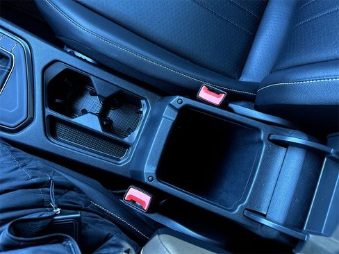 Used 2022 Volkswagen Tiguan SE w/ Panoramic Sunroof Package image 20