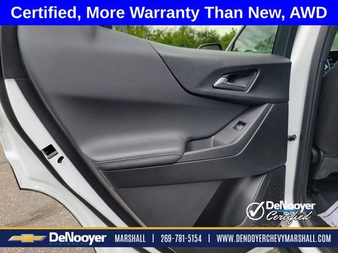 Used 2026 Chevrolet Equinox LT AWD/4WD image 23